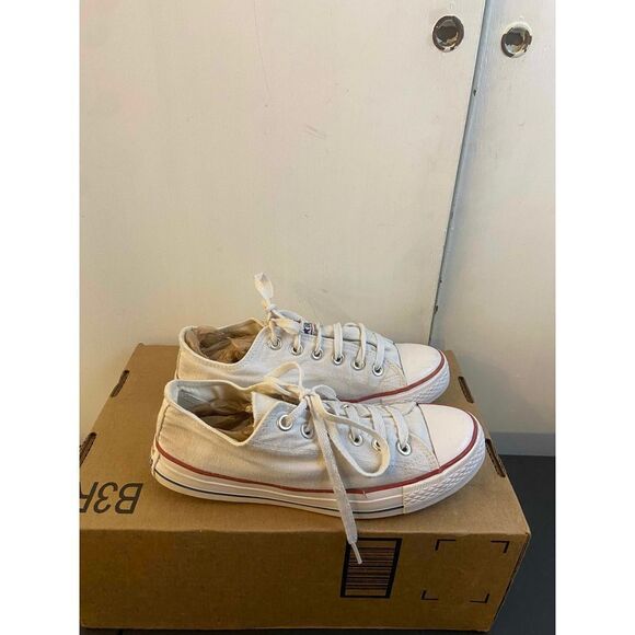White converse all star low tops Mens 5.5 Womens 7 - Picture 1 of 7